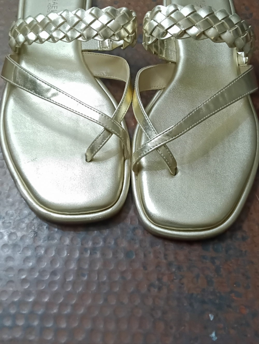 MICHAEL Michael Kors Sz. 9 Pale Gold Alba Metallic Braided Slide Flat Sandal - Picture 5 of 14